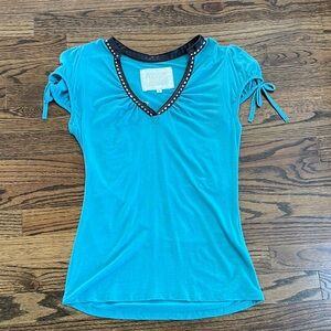 Vintage Soul Revival Aqua/Turquoise V-Neck Embroidered Top!